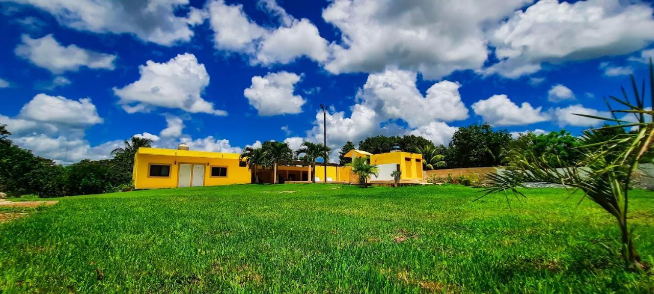 Hotel Quinta Izamal Exterior photo